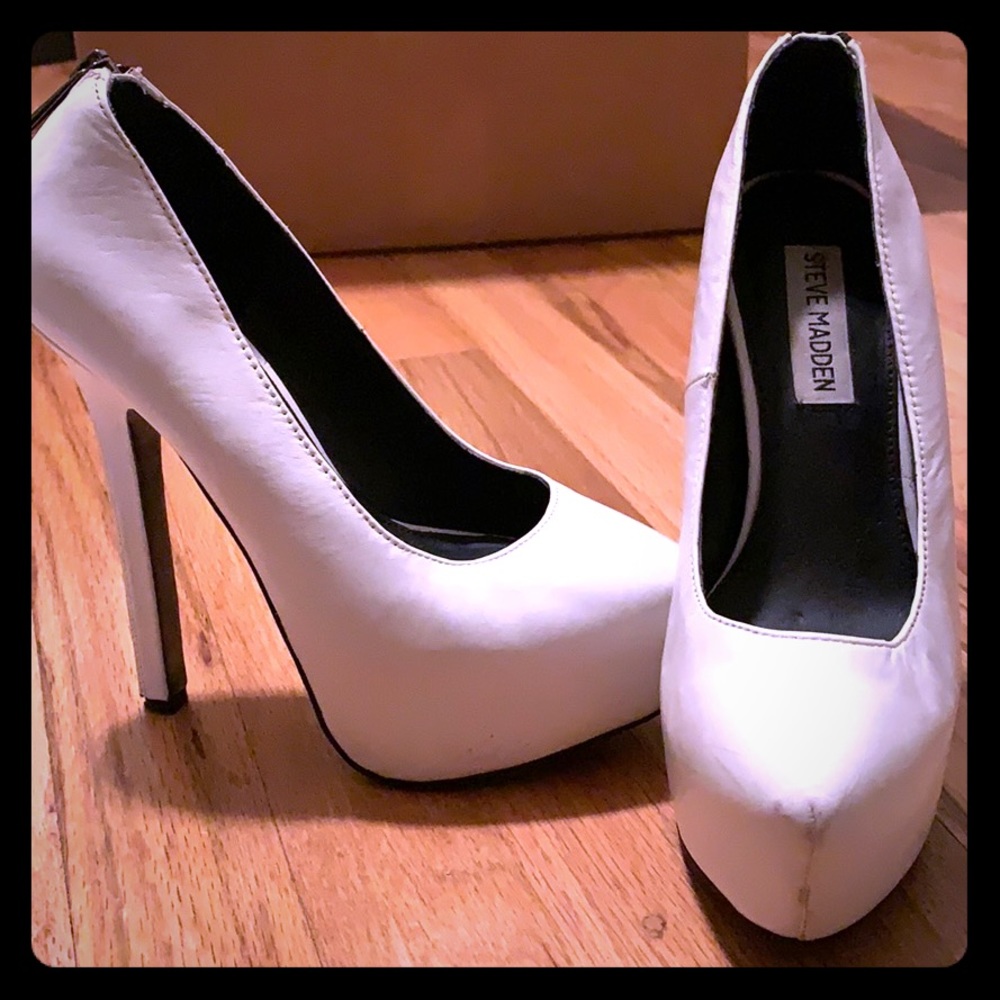 Black & white platform steve Madden